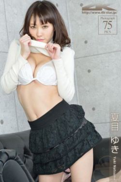 小孩暴躁少女CSGO视频